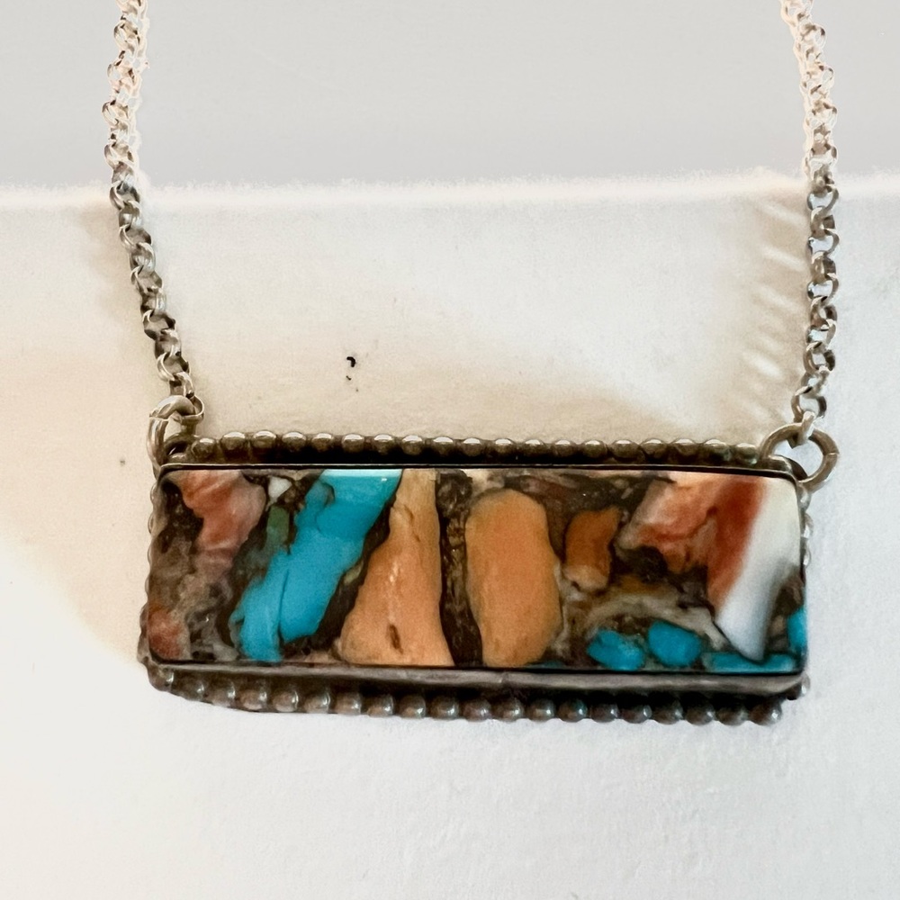 Kee Johnson Turquoise and Spiny Oyster necklace. 18” long with 2” extender.